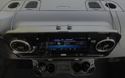 Handy immer geladen während der Fahrt mit MagSafe: Die besten Lösungen für Apple und Android